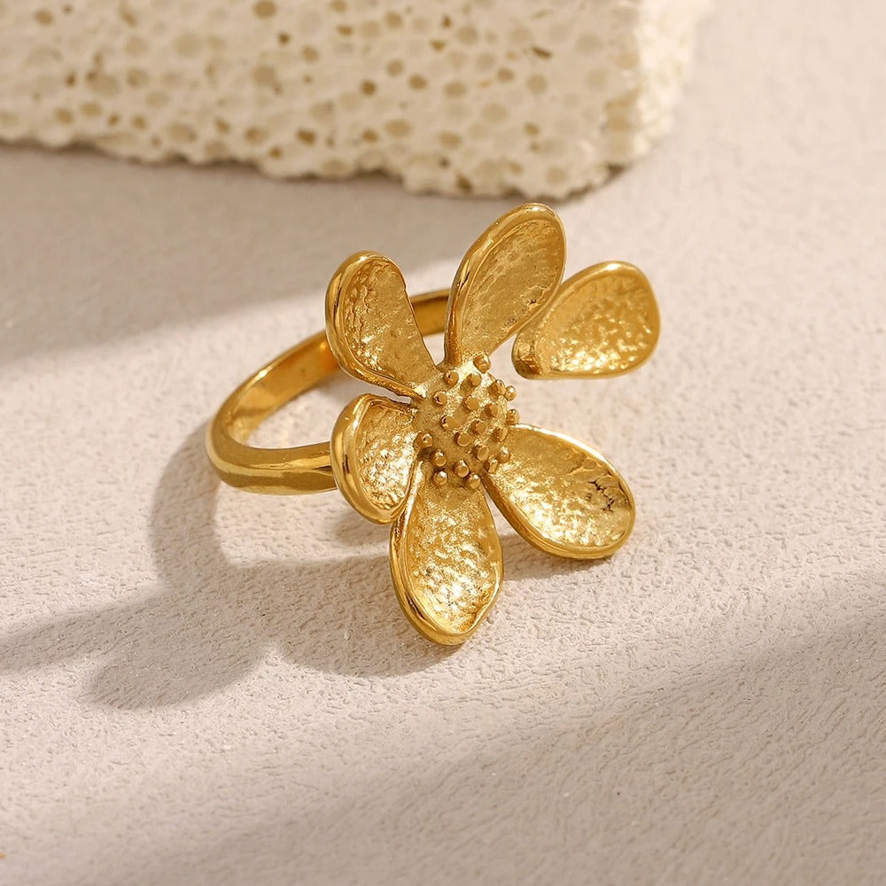 Vintage Flower Petal Ring