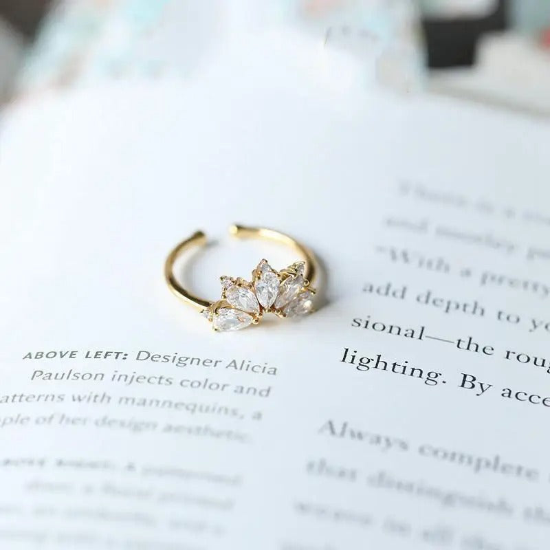 Open Petal Crown Ring