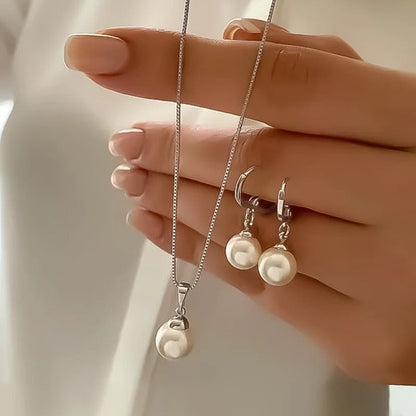 3pc Round Pearl Necklace and Earring Set