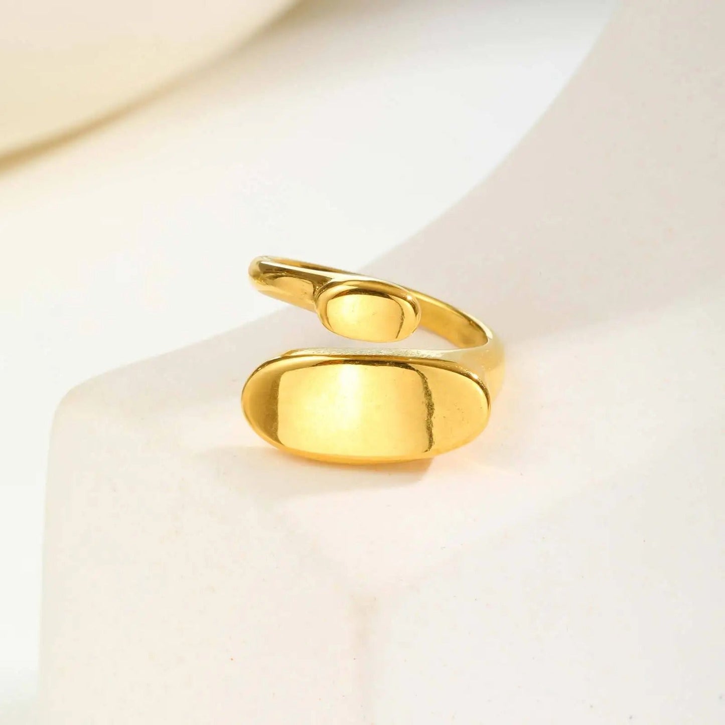 Minimal Geometric Open Ring