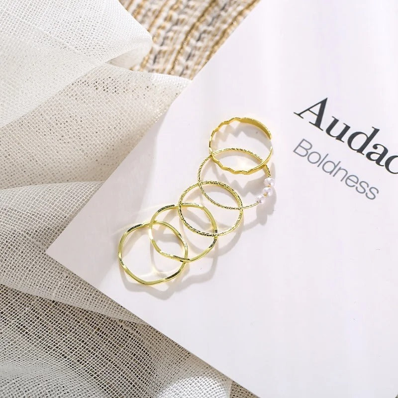 5pc Wavy Pearl Combo Ring Set