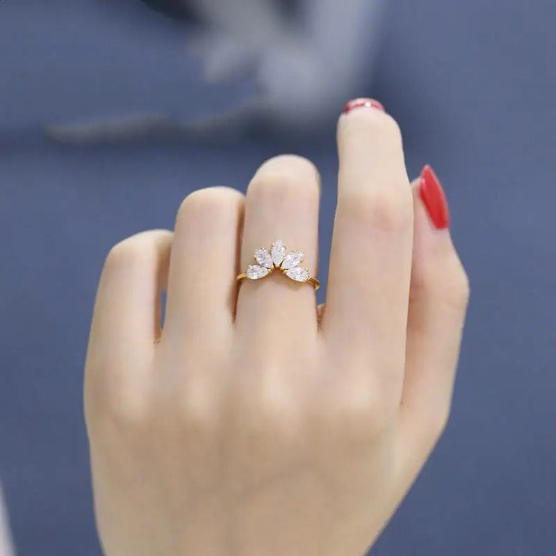 Open Petal Crown Ring