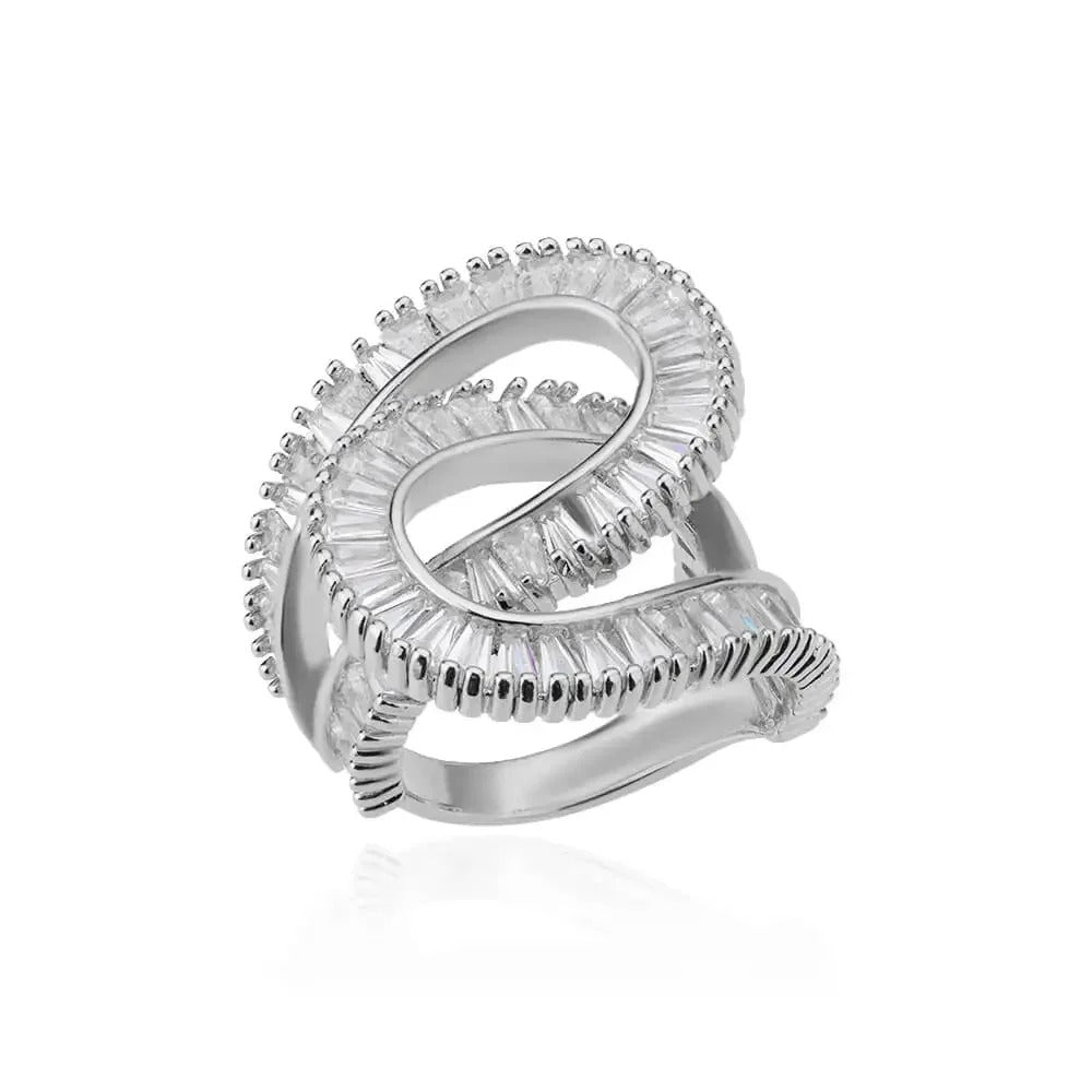 Elegant Intertwined Maze Ring