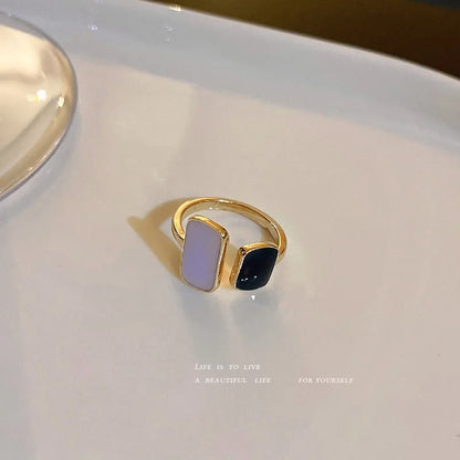 Geometric Dripping Shapes Ring