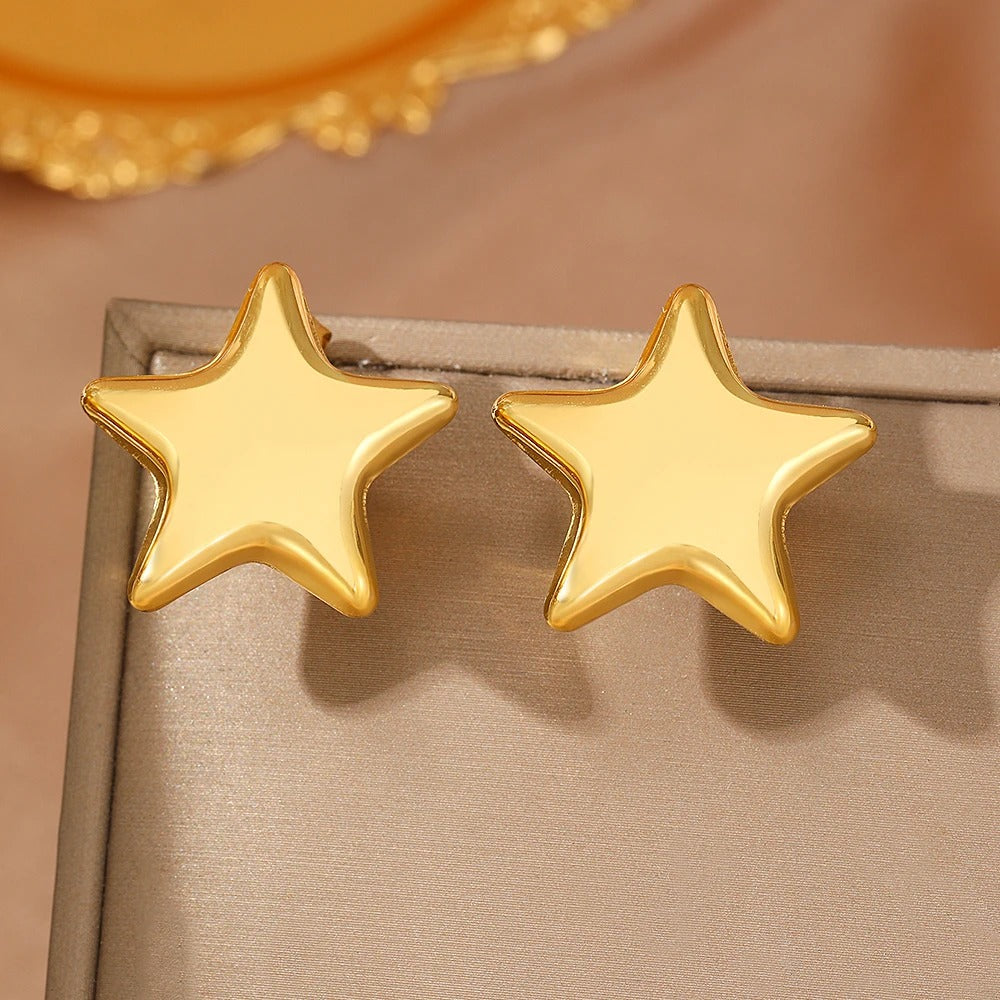 Minimal Star Earrings